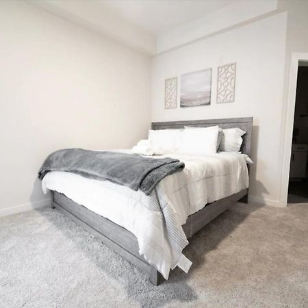 Luxury Apartment Wifi, Gym, Pool, Shops & Food! Unit 329 Charlotte Dış mekan fotoğraf