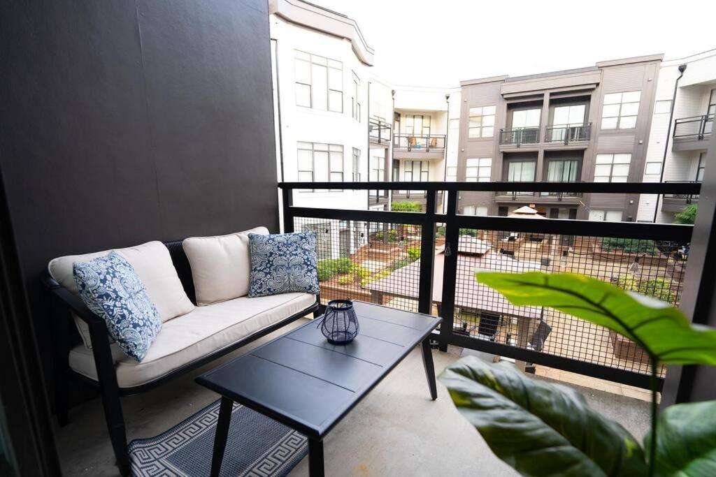 Luxury Apartment Wifi, Gym, Pool, Shops & Food! Unit 329 Charlotte Dış mekan fotoğraf