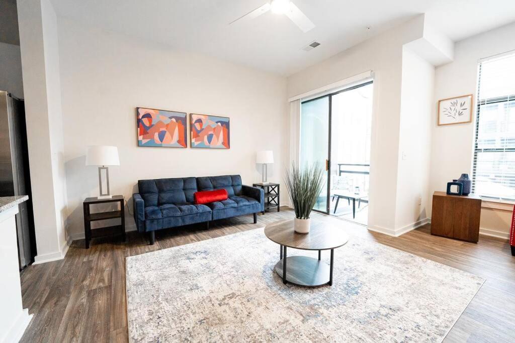 Luxury Apartment Wifi, Gym, Pool, Shops & Food! Unit 329 Charlotte Dış mekan fotoğraf