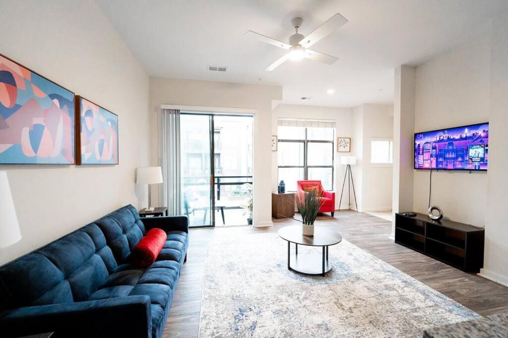 Luxury Apartment Wifi, Gym, Pool, Shops & Food! Unit 329 Charlotte Dış mekan fotoğraf